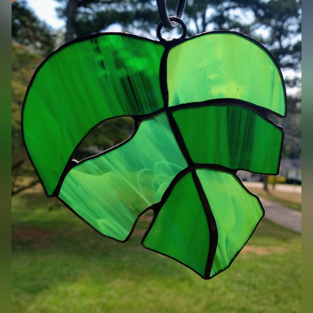 Monstera Leaf Stained Glass Suncatcher {5.75 in L x 5.25 in W}